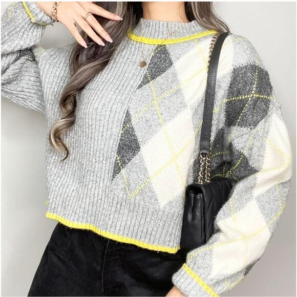 Pringle of Scotland x H&M Gray Ribbed Knit Argyle Crewneck Sweater Size Small - Picture 4 of 12